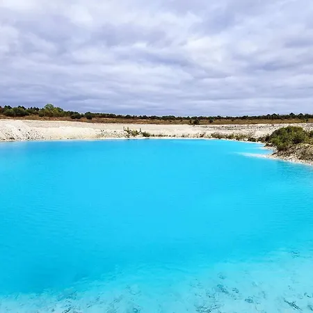 With Baring Vig View *